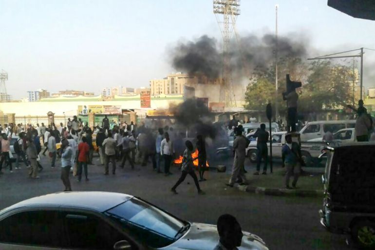 مظاهرات السودان تمتد للخرطوم