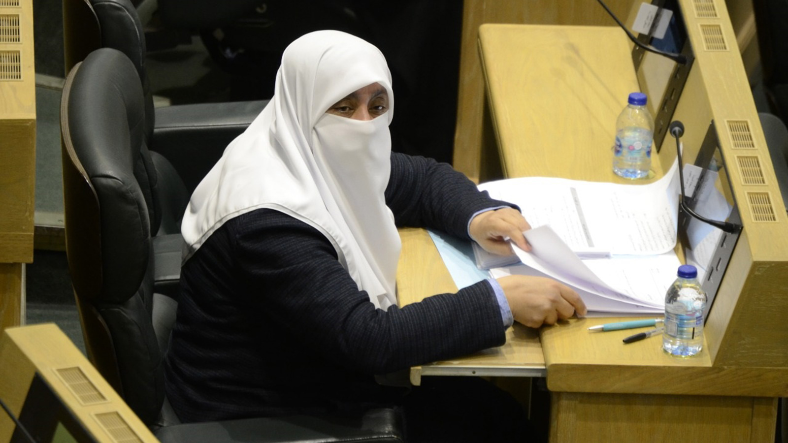 ‪البرلمانية هدى العتوم: لا يوجد بالشرع الإسلامي أو القانون الأردني ما يسمى بـ