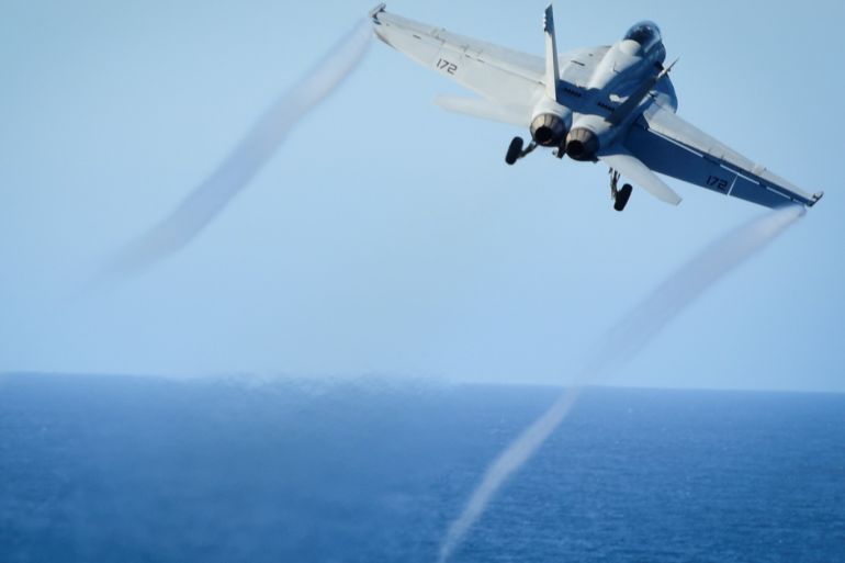 FILE PHOTO: An F/A-18E Super Hornet takes off from the flight deck of the U.S. Navy aircraft carrier USS Nimitz on October 29, 2016. U.S. Navy/Seaman Weston A. Mohr/Handout/File Photo via REUTERS. ATTENTION EDITORS - THIS IMAGE HAS BEEN SUPPLIED BY A THIRD PARTY. TPX IMAGES OF THE DAY