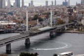 إسطنبول حازت المرتبة الأولى من حيث تملك الأجانب للعقارات بها (رويترز)