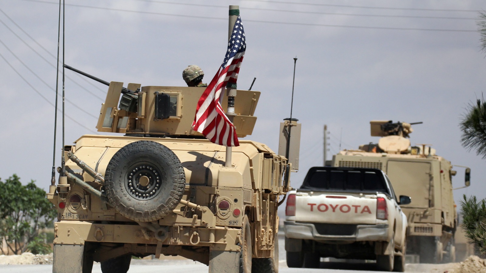 ‪مدرعات أميركية في شمال سوريا‬ (رويترز-أرشيف)