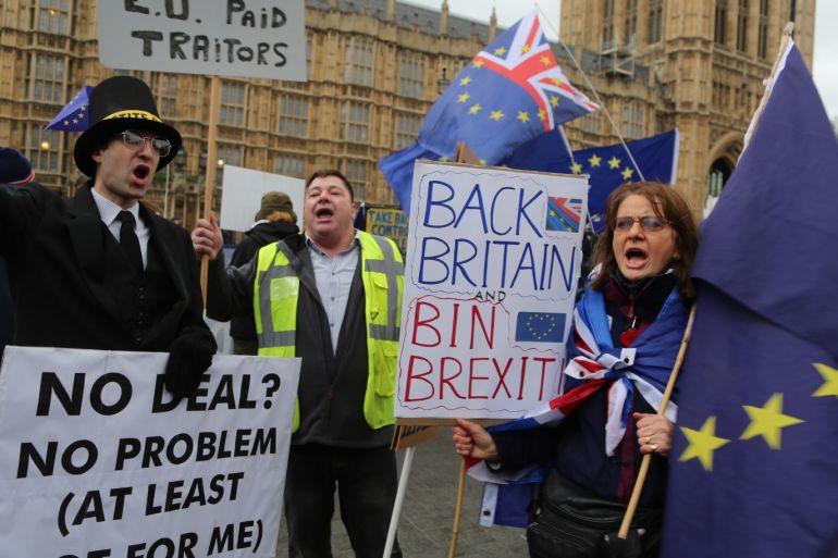 UK Parliament prepares to vote on Brexit dea- - LONDON, UNITED KINGDOM, JANUARY 15: As UK Parliament prepares to vote on Theresa May’s Brexit deal tonight, pro and anti Brexit protesters gather to demonstrate around the parliamentary estate in London, England on January 15, 2019.