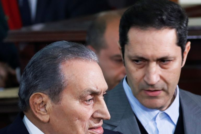 Former Egyptian President Hosni Mubarak arrives with his son Alaa in a court case accusing ousted Islamist president Mohamed Mursi of breaking out of prison in 2011, in Cairo, Egypt December 26, 2018. REUTERS/Amr Abdallah Dalsh