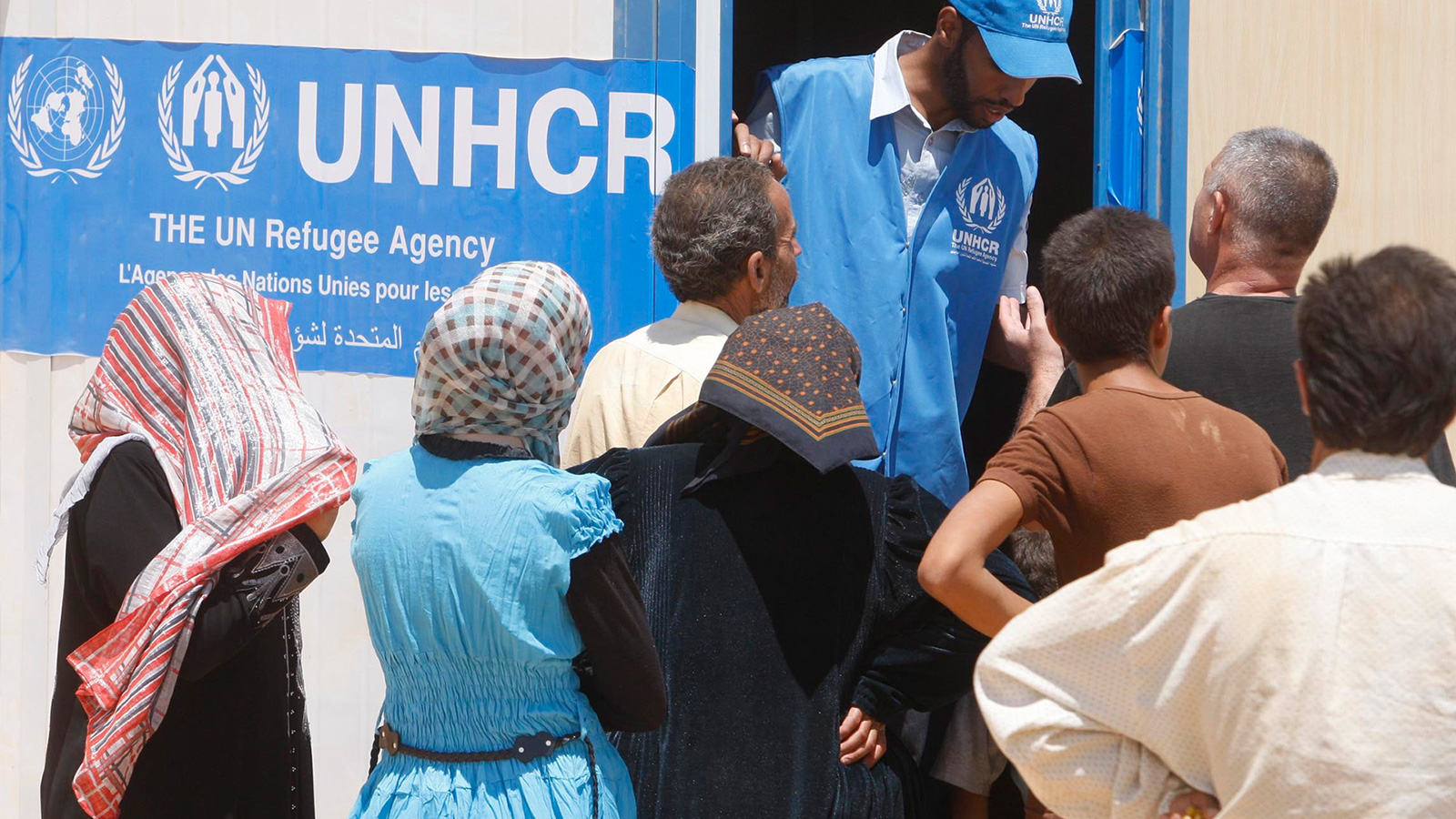 ‪كشف تقرير للأمم المتحدة مؤخرا استند لمقابلات مع ألف لاجئة سورية في الأردن تواصل معاناتهن‬ (الأوروبية)
