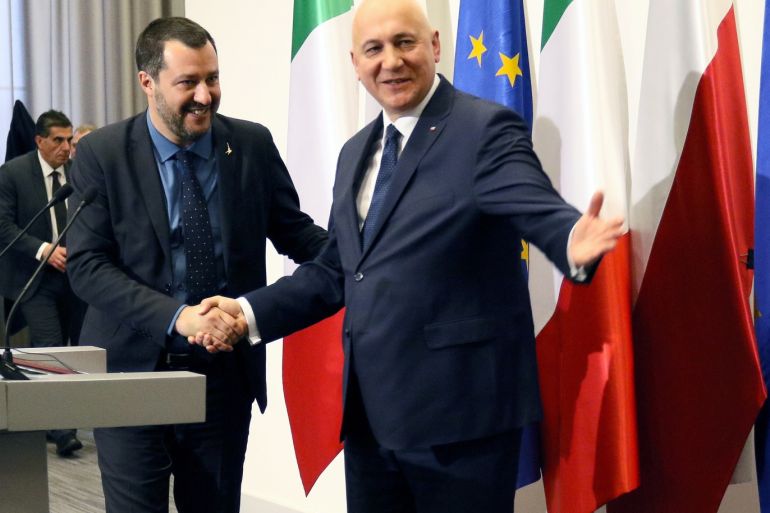 Italian Deputy Prime Minister Matteo Salvini shakes hands with Polish Interior Minister Joachim Brudzinski during a joint news conference in Warsaw, Poland January 9, 2019. Agencja Gazeta/Slawomir Kaminski via REUTERS ATTENTION EDITORS - THIS IMAGE WAS PROVIDED BY A THIRD PARTY. POLAND OUT.