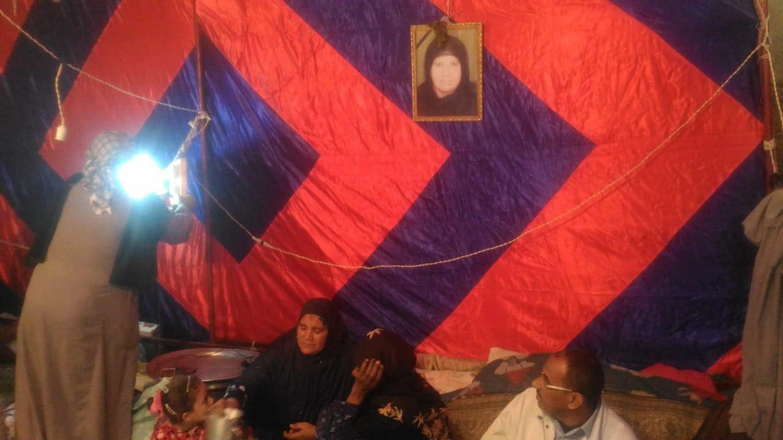 ‪خيمة الست صباح في مولد الحسين بالقاهرة‬ (الجزيرة)