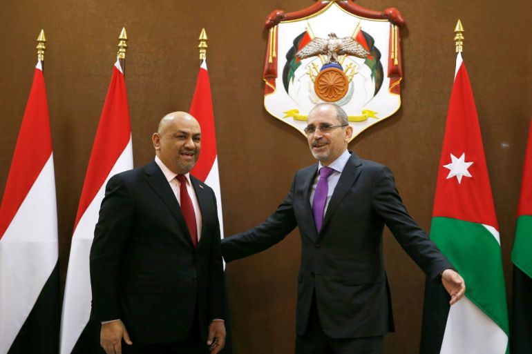 Jordanian Foreign Minister Ayman Safadi welcomes his Yemeni counterpart Khaled al-Yaman in Amman, Jordan January 10, 2019. REUTERS/Muhammad Hamed