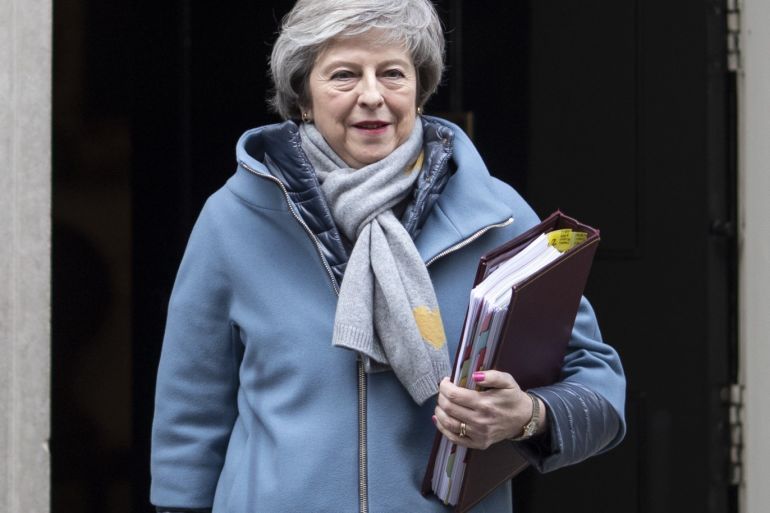 LONDON, ENGLAND - JANUARY 09: British Prime Minister Theresa May leaves 10 Downing Street to attend the weekly Prime Ministers Questions on January 9, 2019 in London, England. The Meaningful Vote On Theresa May's Brexit deal will now take place in the House of Commons on January 15th 2019 after being called off before Christmas in the face of major defeat. (Photo by Dan Kitwood/Getty Images)
