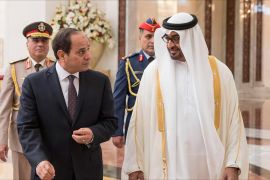 الرئيس المصري يصل إلى البلاد .. ومحمد بن زايد في مقدمة مستقبليه " المصدر وكالة الأنباء الاماراتية"