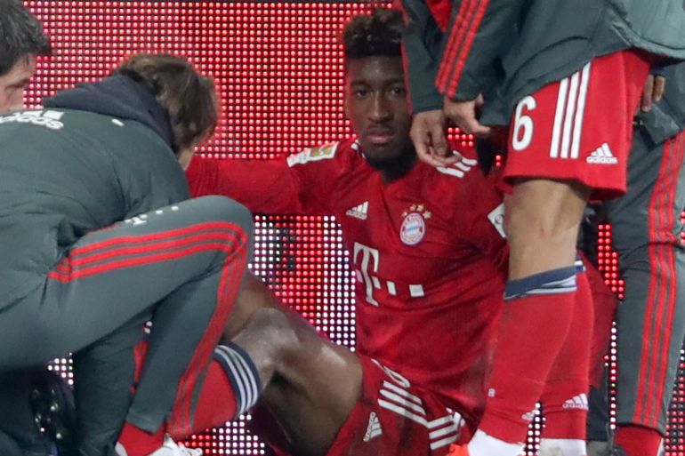 AUGSBURG, GERMANY - FEBRUARY 15: Kingsley Coman of FC Bayern Muenchen leaves the field after getting injured during the Bundesliga match between FC Augsburg and FC Bayern Muenchen at WWK-Arena on February 15, 2019 in Augsburg, Germany. (Photo by Alexander Hassenstein/Bongarts/Getty Images)