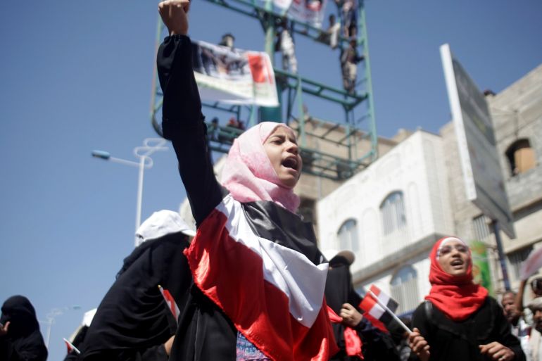 Girls shout slogans during a ceremony commemorating the anniversary of the 2011 uprising that toppled Yemen's former president Ali Abdullah Saleh in Taiz, Yemen February 11, 2018. REUTERS/Anees Mahyoub