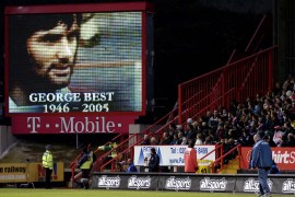 Football - Charlton Athletic v Manchester City - FA Barclays Premiership - The Valley - 05/06 , 4/12/05 George Best tribute at The Valley - Mandatory Credit: Action Images / Tony O'Brien NO ONLINE/INTERNET USE WITHOUT A LICENCE FROM THE FOOTBALL DATA CO LTD. FOR LICENCE ENQUIRIES PLEASE TELEPHONE +44 207 298 1656.