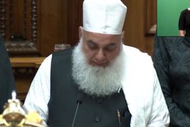 البرلمان النيوزيلندي يفتتح جلسته بالقرآن الكريم