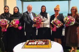 الورود لسيدات أعمال قطريات وأستراليات شاركن في الاحتفالية