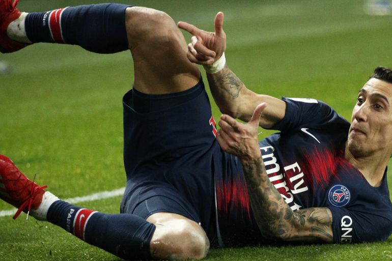 epa07445983 Paris Saint-Germain's Angel Di Maria celebrates after scoring the 3-1 lead during the French Ligue 1 soccer match between Paris Saint-Germain (PSG) and Olympique Marseille at the Parc des Princes stadium in Paris, France, 17 March 2019. EPA-EFE/YOAN VALAT
