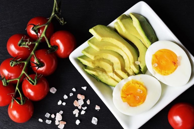 Nagwan Lithy - نظام كيتو الغذائي يعتمد على زيادة نسبة الدهون في الحصص الغذائية (بيكساباي) - 4 أنواع حميات غذائية تفقدك وزنك وصحتك أيضاً