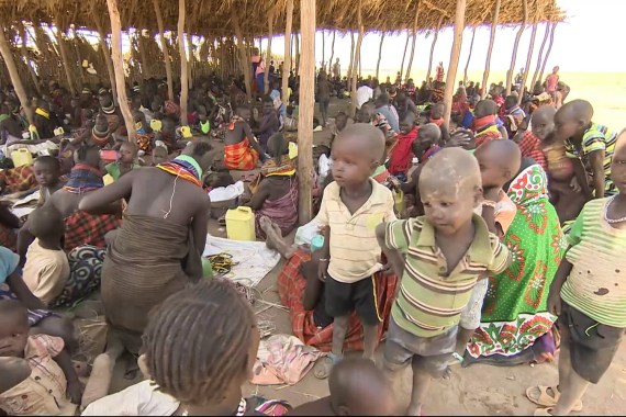 بسبب الجفاف والجراد.. مليون كيني مهددون بالموت جوعا