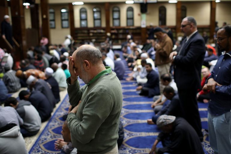 FALLS CHURCH, VIRGINIA - MARCH 15: Muslim Americans take part in Friday prayers at the Dar Al Hijrah Islamic Center March 15, 2019 in Falls Church, Virginia. 49 people were killed in a terror attack at a mosque in Christchurch, New Zealand. Win McNamee/Getty Images/AFP== FOR NEWSPAPERS, INTERNET, TELCOS & TELEVISION USE ONLY ==