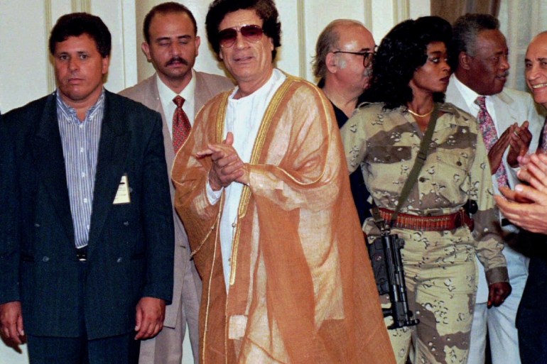 blogs معمر القذافي