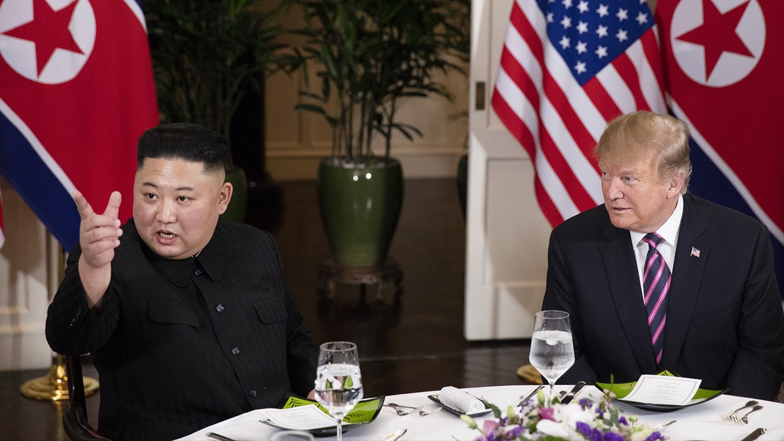 ‪زعيم كوريا الشمالية التقى الرئيس الأميركي دونالد ترامب في فبراير/شباط الماضي (الأناضول)‬ زعيم كوريا الشمالية التقى الرئيس الأميركي دونالد ترامب في فبراير/شباط الماضي (الأناضول)