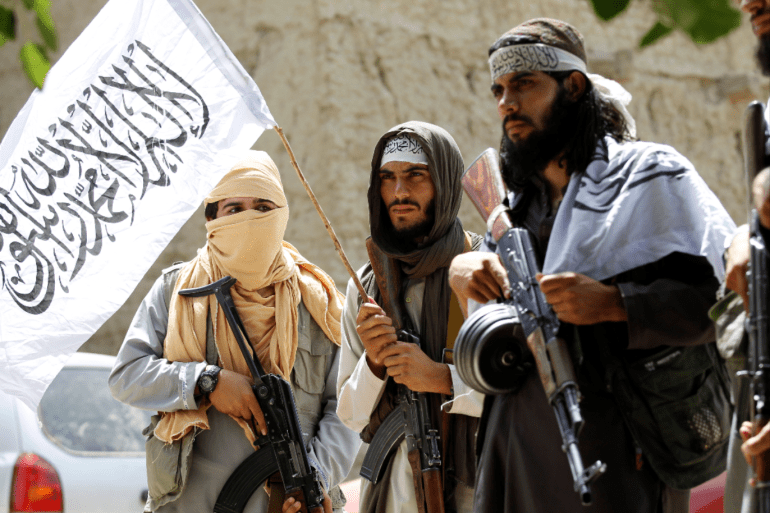 مقاتلون من حركة طالبان أفغانستان (رويترز).png