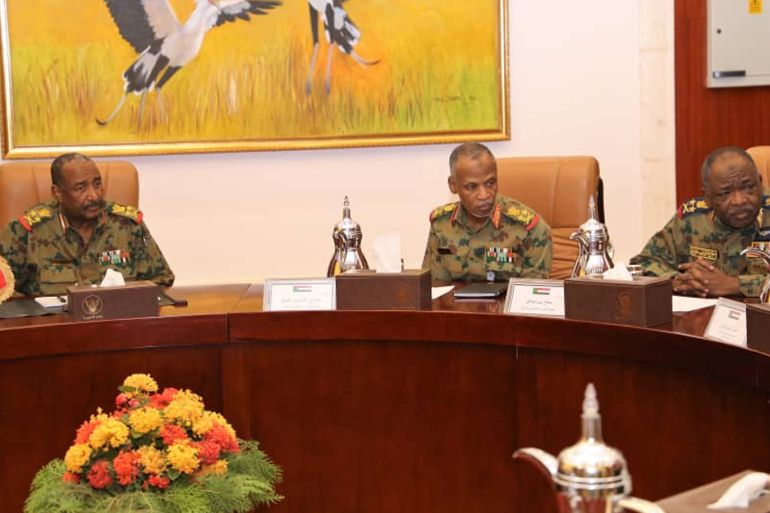 صور لاجتماع المجلس العسكري الانتقالي في السودان
