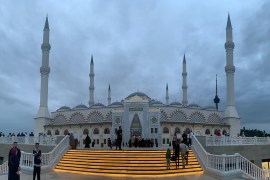 جامع اتشاملجا أكبر مساجد أوروبا فتح أبوابه للزائين قبيل رمضان (صورة خاصة).