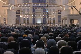 داخل جامع اتشاملجا أكبر مساجد أوروبا فتح أبوابه للزائين قبيل رمضان (صورة 3خاصة.