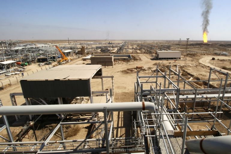 A general view shows the West Qurna oilfield in southern Basra, Iraq February 21, 2017. REUTERS/Essam Al-Sudani