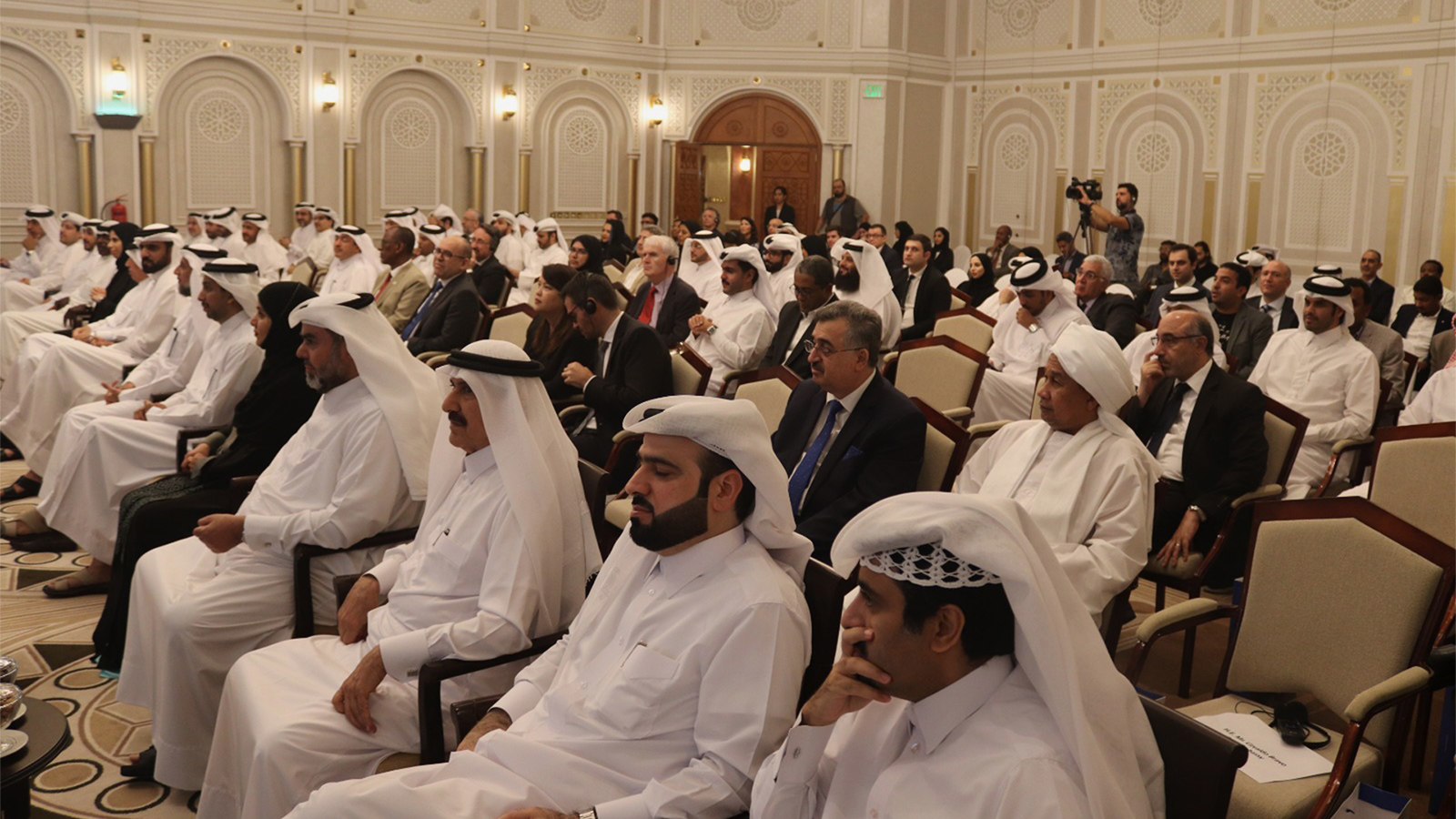 جانب من المشاركين في حفل تدشين التقرير السنوي لصندوق قطر للتنمية(الجزيرة)
