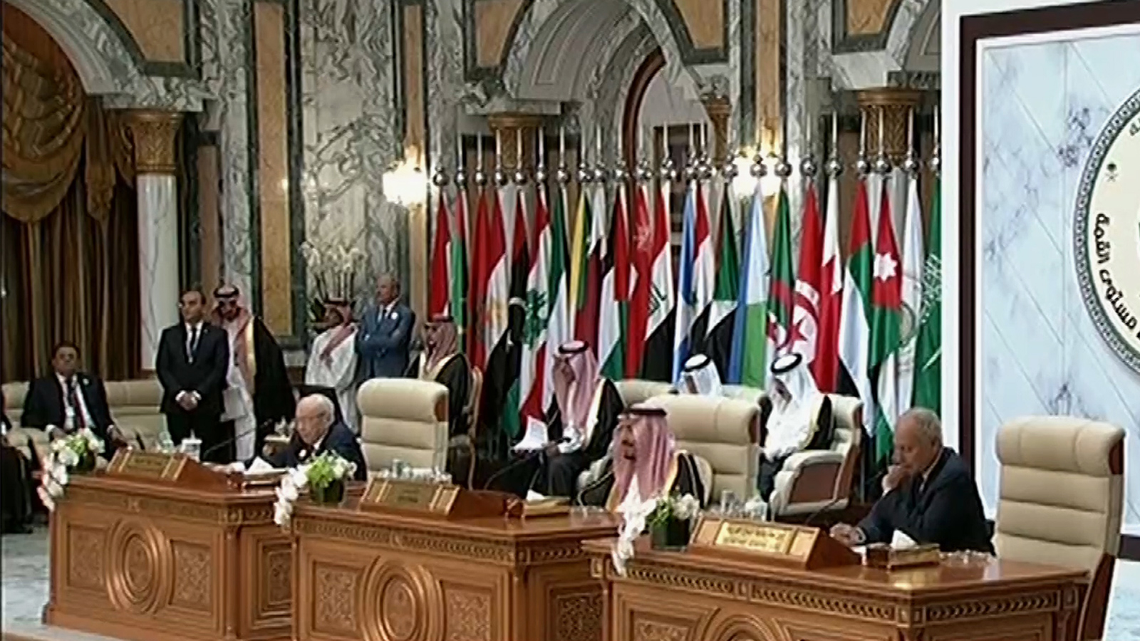 القمة العربية الطارئة انعقدت بطلب من السعودية في سياق التصعيد الذي تشهده المنطقة (الجزيرة)