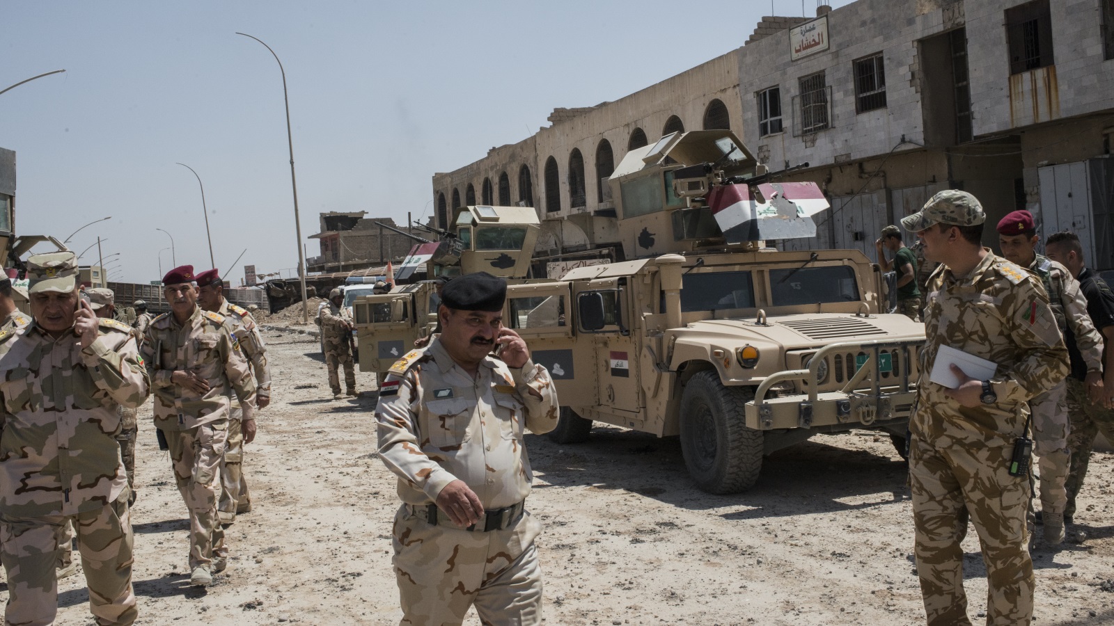 قوات عراقية في أحد المواقع السابقة لتنظيم الدولة في الموصل(غيتي-أرشيف)