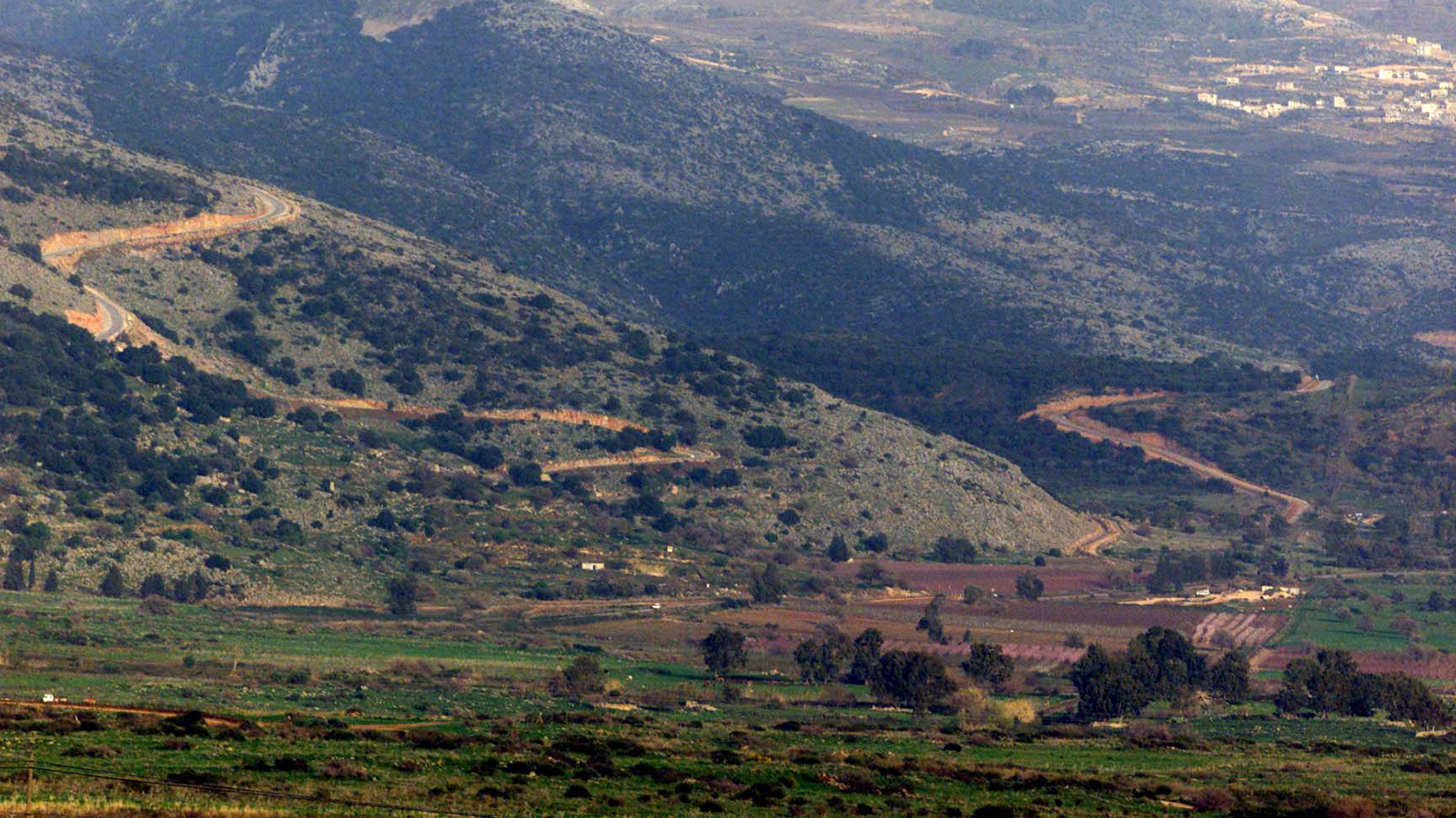 ‪جانب من مزارع شبعا وتلال الجولان المحتلة‬ (الجزيرة)