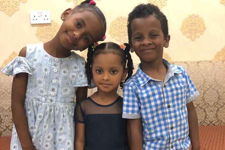 قطري يحرم من اطفاله لعامين بسبب الحصار