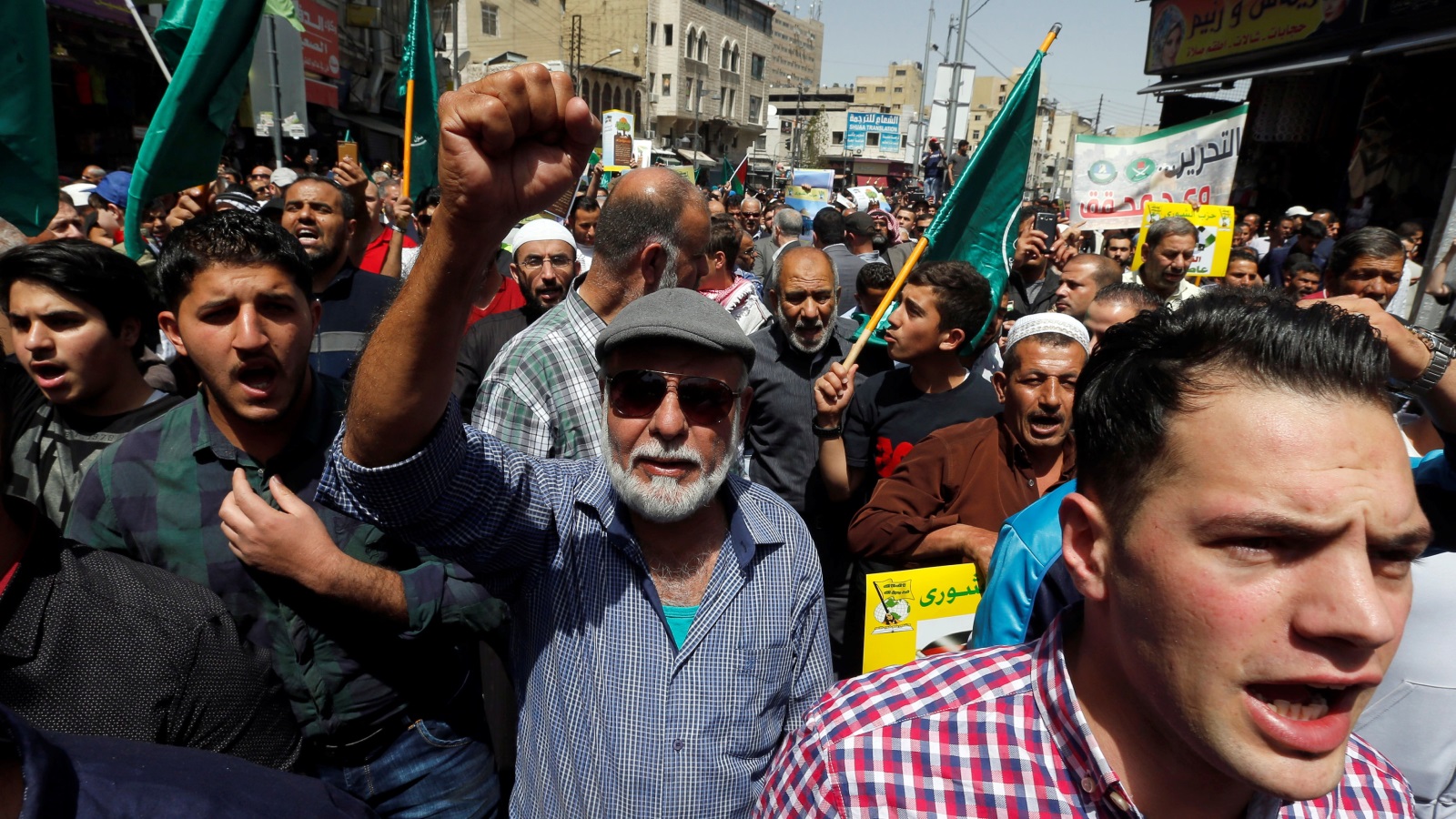 يرى مراقبون أن هناك انفراجة في علاقة الإخوان المسلمين بالدولة في الأردن (رويترز)