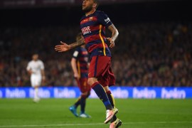 BARCELONA, SPAIN - APRIL 02: Daniel Alves of FC Barcelona reacts during the La Liga match between FC Barcelona and Real Madrid CF at Camp Nou on April 2, 2016 in Barcelona, Spain. (Photo by Alex Caparros/Getty Images)