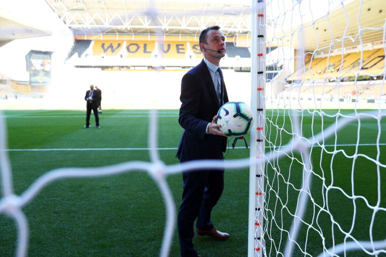 WOLVERHAMPTON, ENGLAND - SEPTEMBER 29: Referee Stuart Attwell tests goal line technology prior to the Premier League match between Wolverhampton Wanderers and Southampton FC at Molineux on September 29, 2018 in Wolverhampton, United Kingdom. (Photo by Matthew Lewis/Getty Images)
