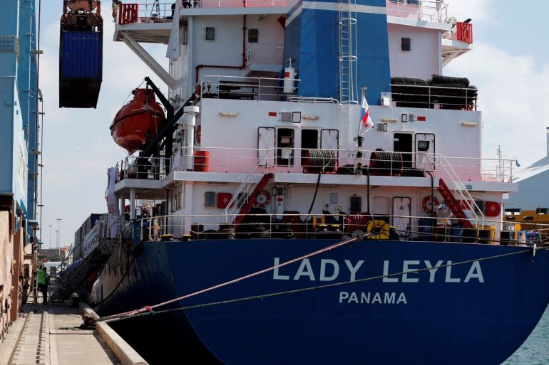 Containers are unloaded from the Panama-flagged Lady Leyla, a Turkish ship carrying humanitarian aid to Gaza, at the Ashdod port, in southern Israel July 3, 2016. REUTERS/Amir Cohen