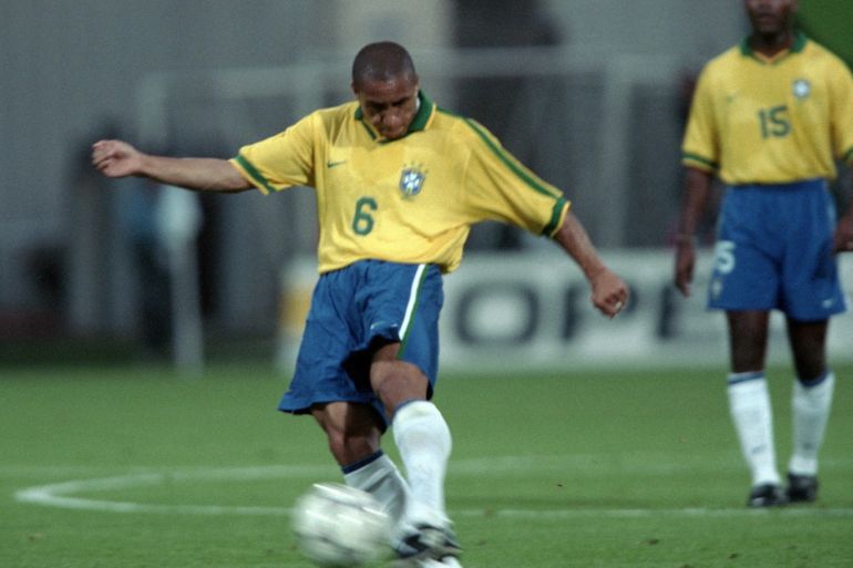 LYON, FRANCE - JUNE 03: Roberto Carlos of Brazil takes a free kick during the match between France and Brazil in the Tournament de France at the Stadium de Gerland on June 03, 1997 in Lyon, France. (Photo by Lutz Bongarts/Bongarts/Getty Images)
