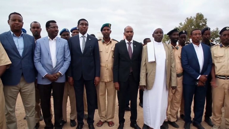 الحكومة الصومالية تدمج تنظيم أهل السنة والجماعة في الجيش