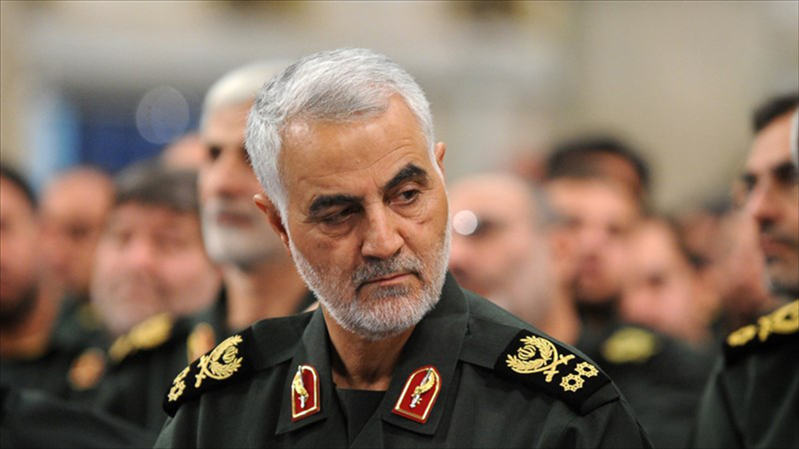 دور سياسي ينتظر الجنرال سليماني يخرجه من دائرة الجنرال الظل (الصحافة الإيرانية)