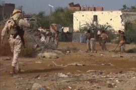 وزارة الدفاع اليمنية: الجيش تصدى لهجوم مسلح بعتق