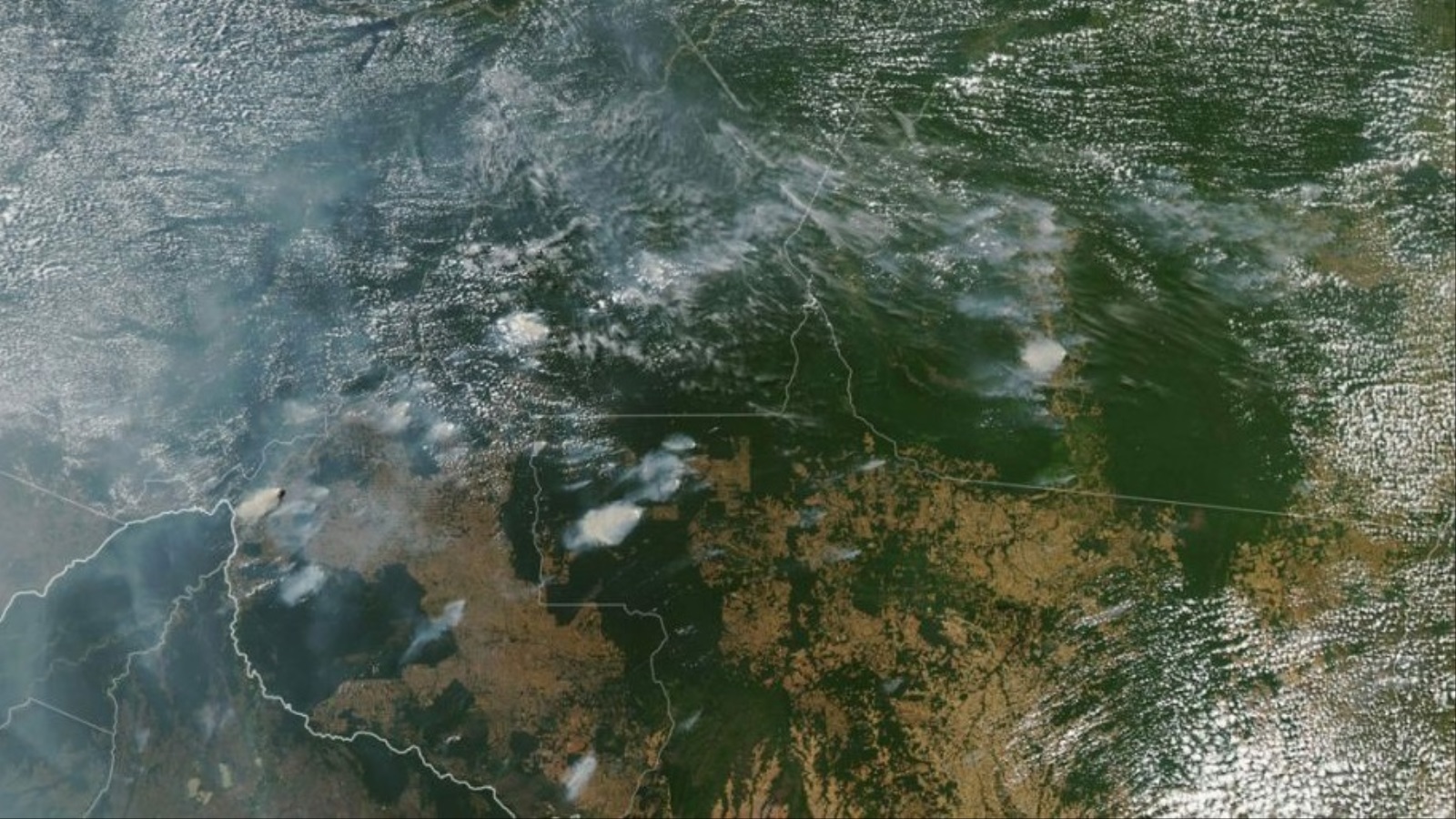 صورة من وكالة ناسا توضح حرائق الغابات في الأمازون