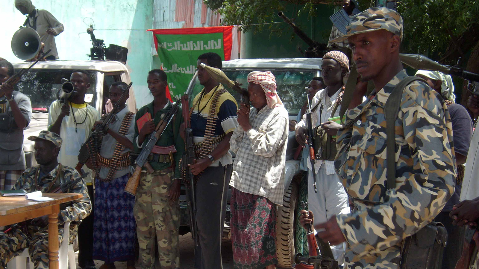 ‪تنظيم أهل السنة والجماعة بدا أكثر استعدادا للعمل ضمن المؤسسة العسكرية الصومالية‬ (الجزيرة نت)