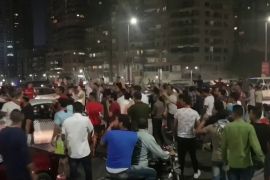 رويترز - مظاهرات القاهرة تطالب بتنحي السيسي