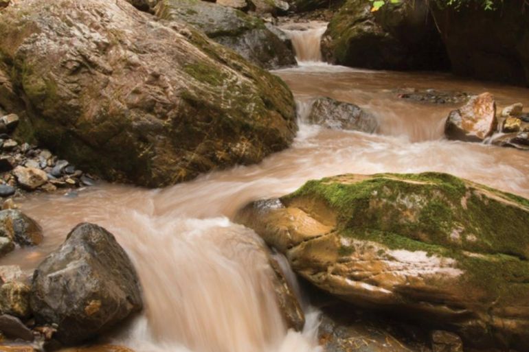 Said سعيد - نهر ليون في جبال الأنديز – ساينس – متاح الاستخدام - "حيث يحدث السحر" تحذيرات من إهمال الأنهار الجبلية المدارية
