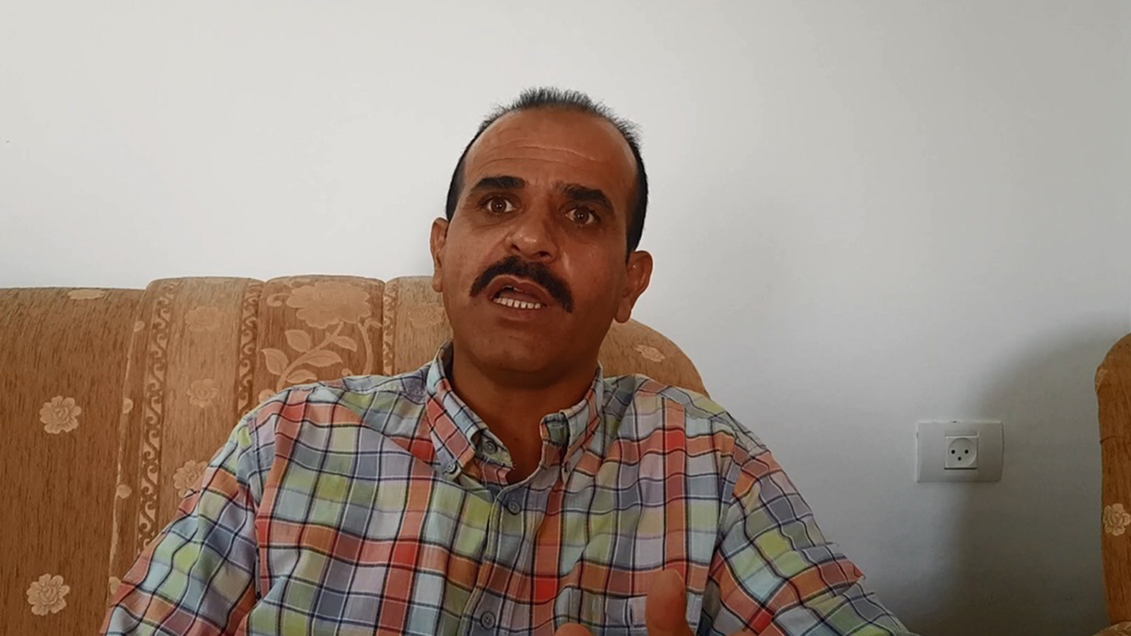 ‪الدكتور عثمان أبو زنيد: غير نادم على التجربة التي نالت الإعجاب‬ (الجزيرة)