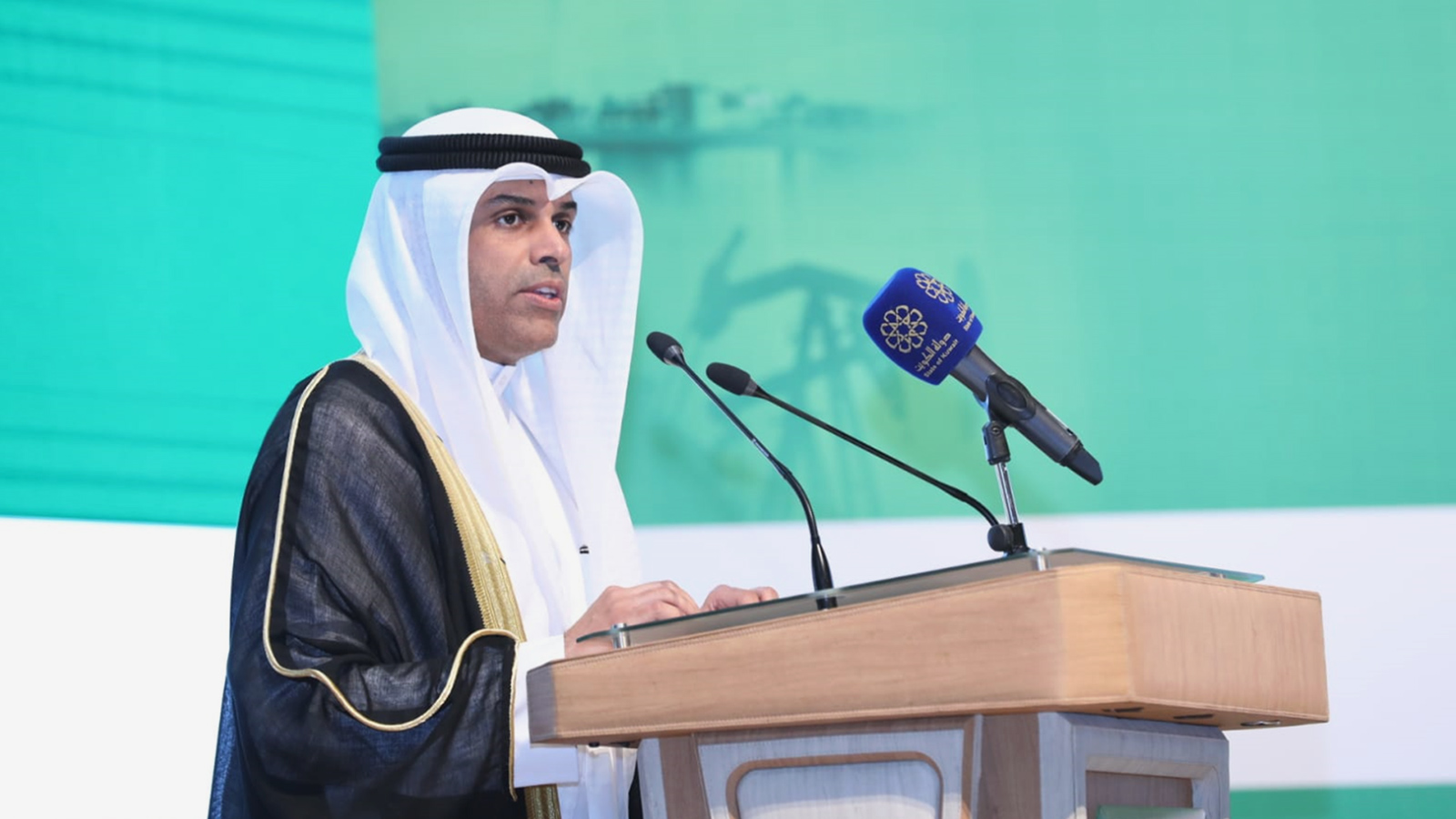 وزير النفط الكويتي يرى أن سوق النفط تصدت مؤخرا لتقلب الأسعار (الجزيرة)