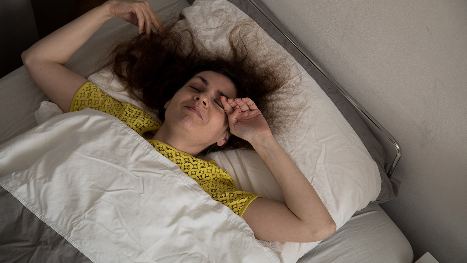 وقت النوم لدى الكثيرين يرتبط بوقت التفكير الزائد وجلد الذات (الألمانية)