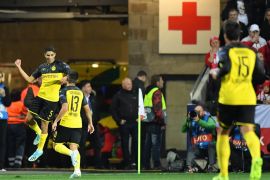 PRAGUE, CZECH REPUBLIC - OCTOBER 02: Achraf Hakimi of Borussia Dortmund celebrates after scoring his sides first goal during the UEFA Champions League group F match between Slavia Praha and Borussia Dortmund at Eden Stadium on October 02, 2019 in Prague, Czech Republic. (Photo by Sebastian Widmann/Getty Images)